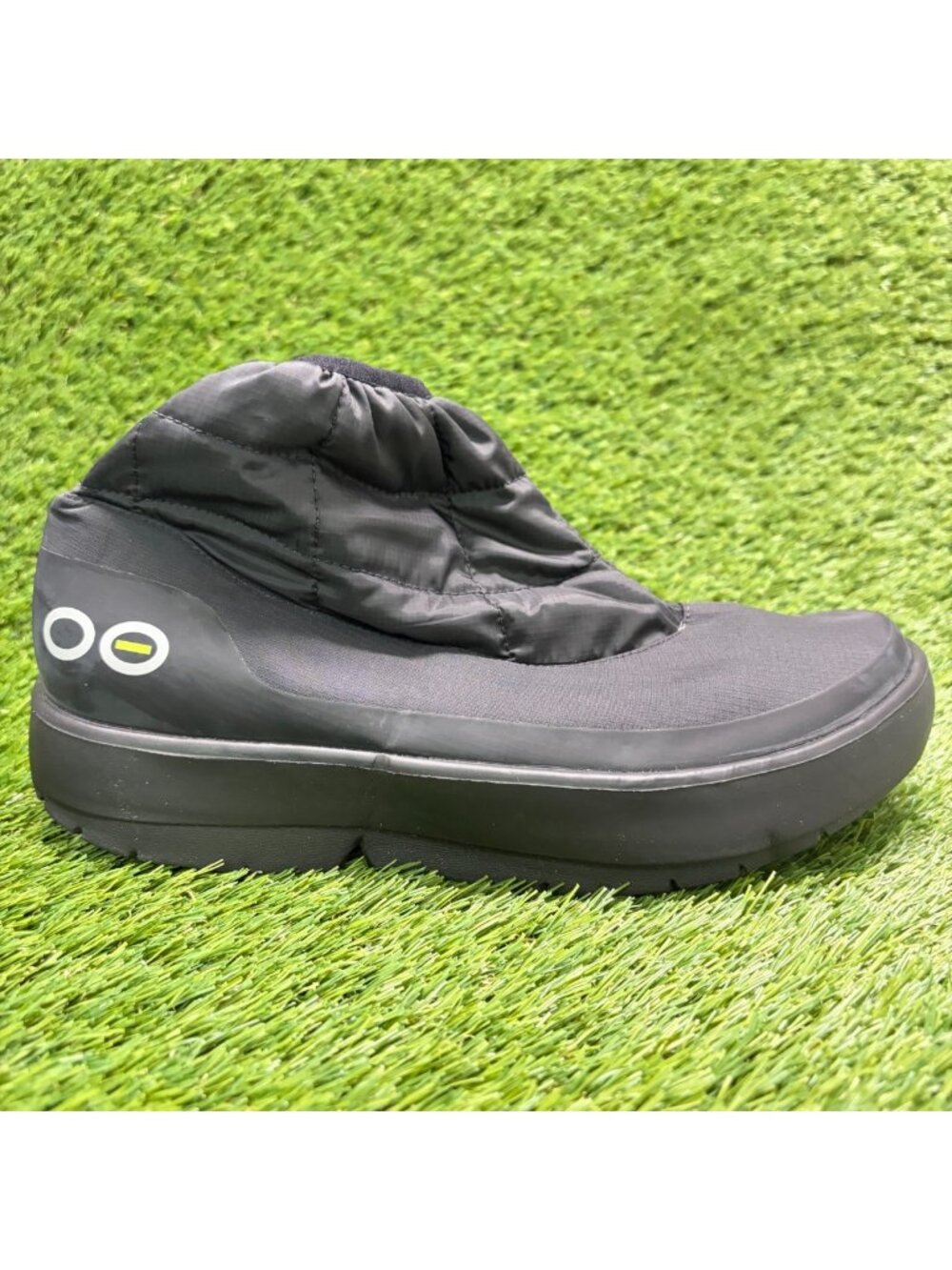 OOFOS OOmg Bootie Mens Size 11 Black Classic Outdoor Pull On Recovery Boots